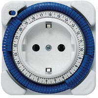 Розеточный таймер THEBEN Timer 26 d71 мм суточный (th0260030)