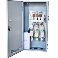 Щит наружной установки КОРЕНЕВО Я8601-44370-32УХЛ3 с рубильником и 
предохранителями, 250 А, IP32 (9644370337nva)